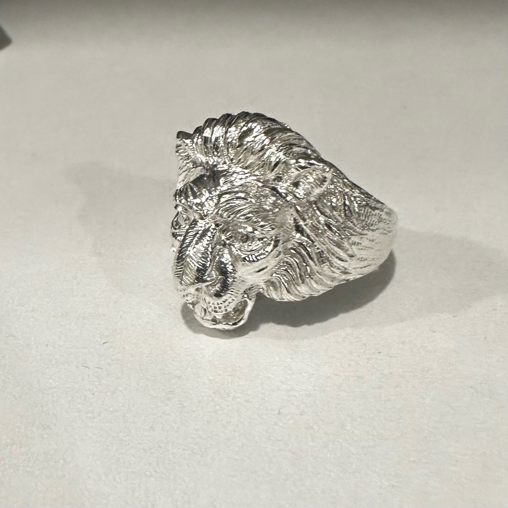 .950 Silver Lion Head Ring (Size 9)